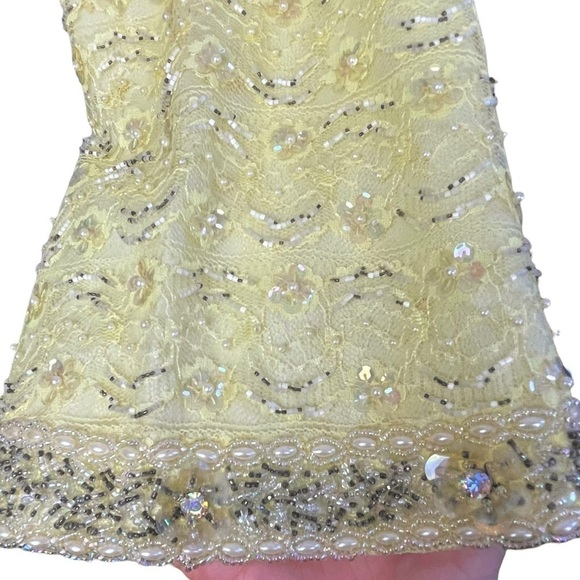 Vintage 50’s Yellow Beaded Lace Mock Neck Long Sleeve Shift Dress Size M/L - Picture 8 of 13
